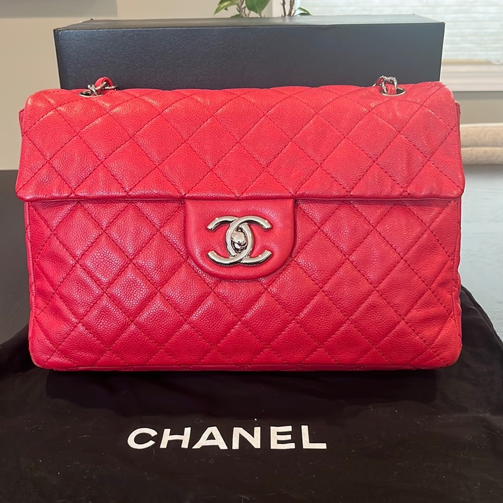 💯 Authentic Chanel Washed Caviar Maxi